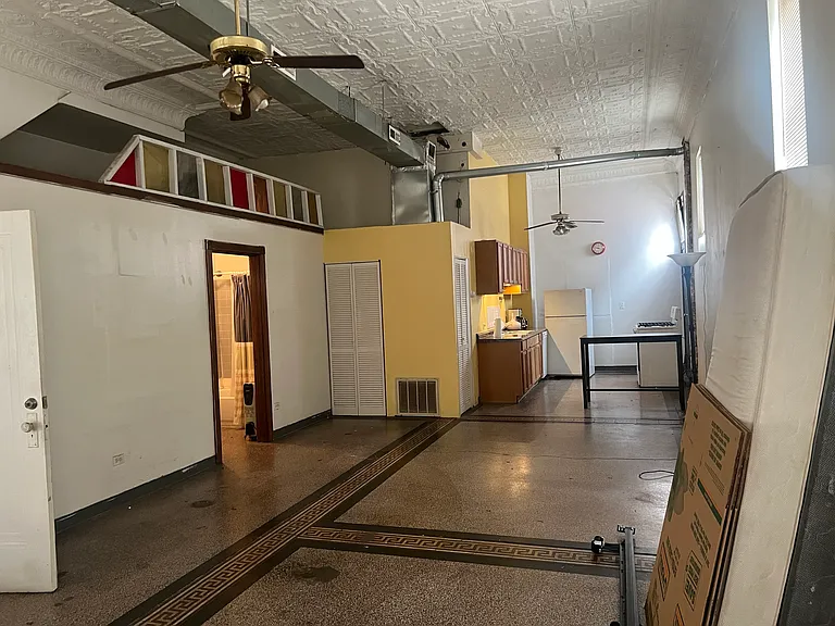 1819 S Carpenter St #1F — Photo 6