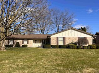 820 Plantation Dr, Saginaw, MI