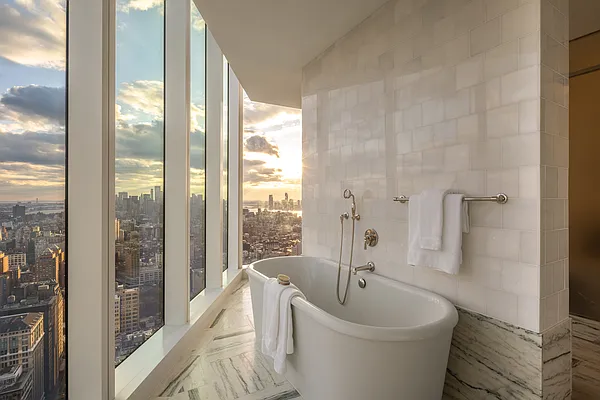 Rented by OFFICIAL | media 34