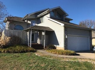3615 N Temple Ave, Springfield, MO 65803