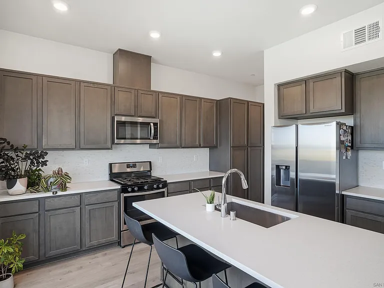 2014 Luzon Ln #8 — Photo 9