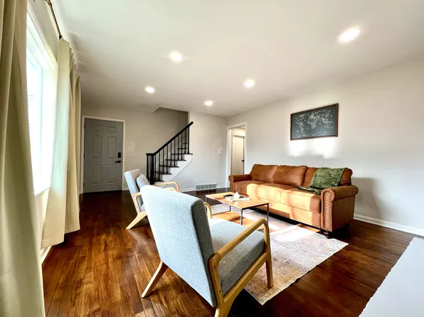 (undisclosed Address), Dekalb, IL 60115