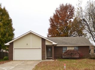 212 Raintree St, Nixa, MO 65714