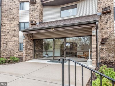 35 Nathan Ln N APT 122, Plymouth, MN, 55441
