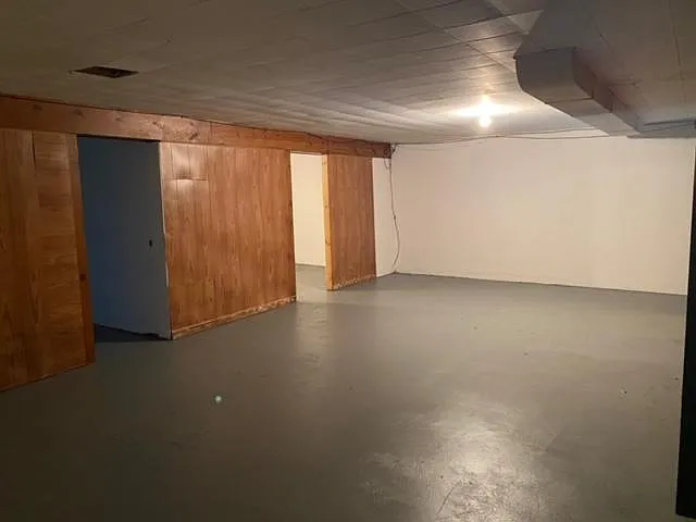1207 Eastview Rd — Photo 31