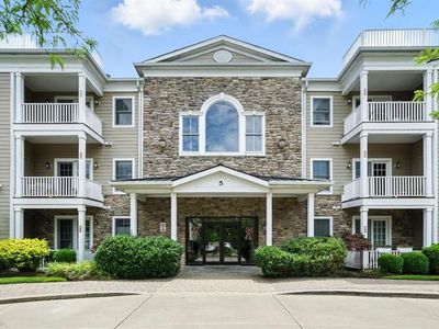 5 Tenakill Park #220, Cresskill, NJ, 07626