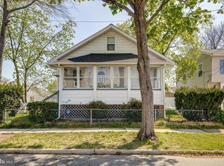 427 Buttonwood St, Delanco, NJ 08075