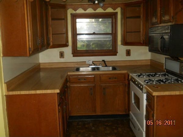 2nd image of 704 Cote Sans Dessein Rd