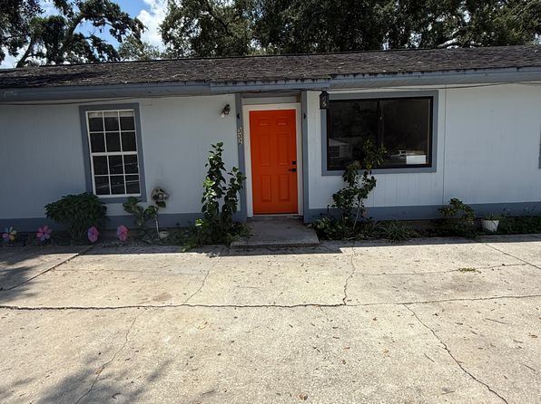 328 Pine St
