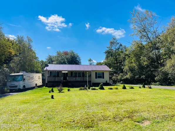 513 Foliage Dr, Blakeslee, PA 18610