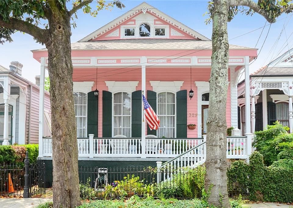 1st image of 329 Bermuda St
