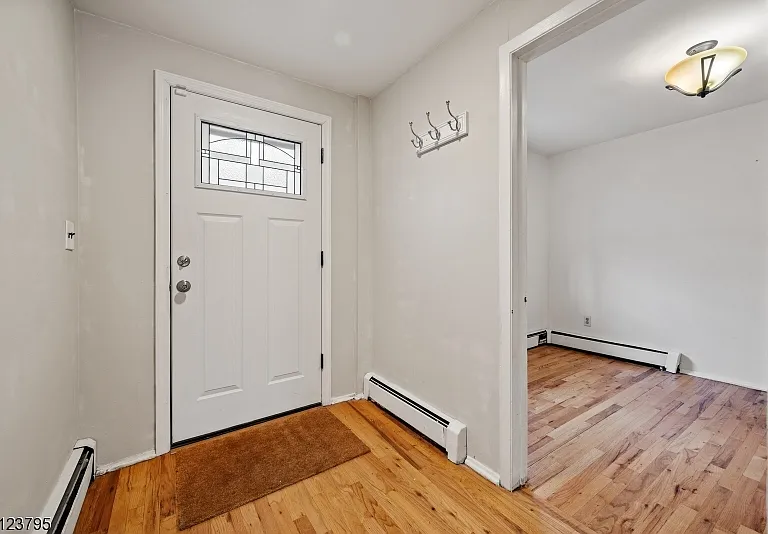480 Parkway Dr #1 — Photo 4