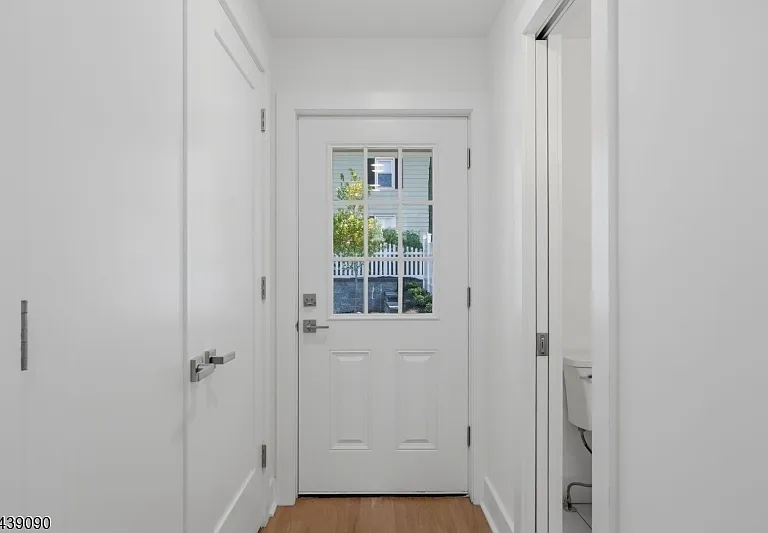116 Valley St #1 — Photo 15