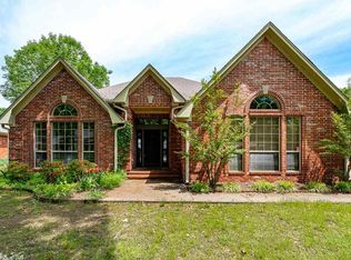 1970 Springwood Dr, Conway, AR 72034