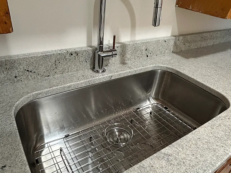 40 Westminster St #3 — Photo 11