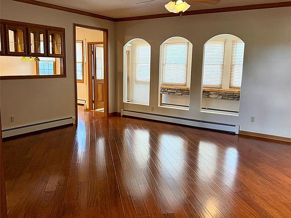 5th image of 2 Wildwood Place