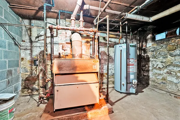 Sold by Mitra Hakimi Realty Group, LLC | media 20