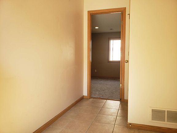 5th image of 432 Tanager Path
