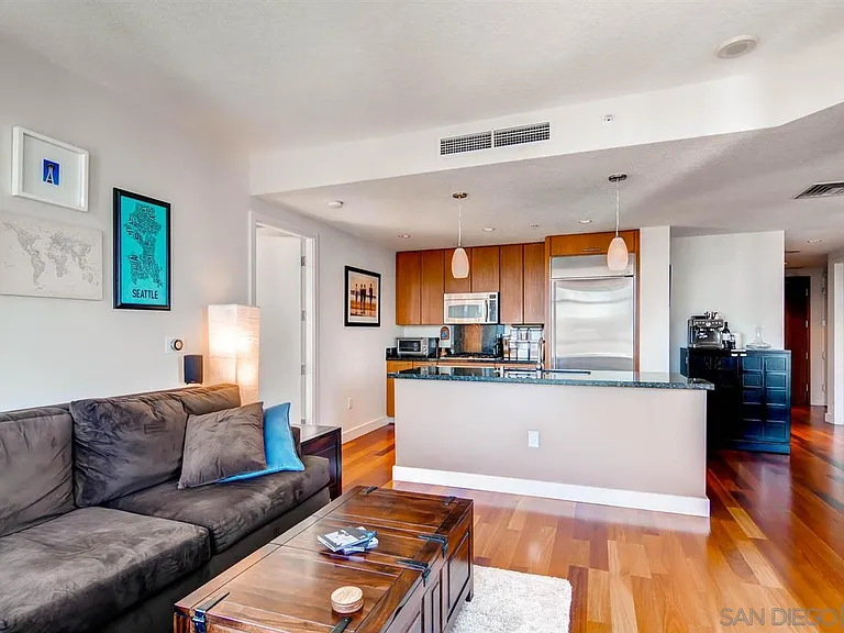 1205 Pacific Hwy #2504 — Photo 8
