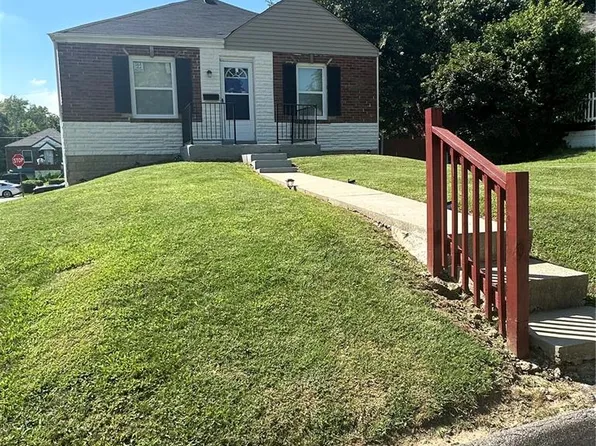 5501 Fair Ridge Ct, Saint Louis, MO 63136