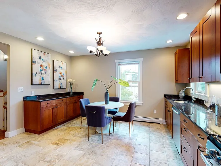 119 Central St #2 — Photo 2