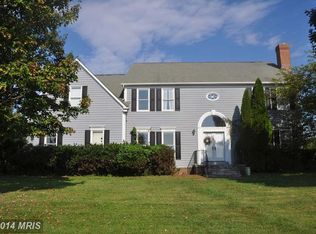 15725 Trapshire Ct, Waterford, VA 20197