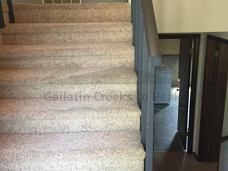 410 Henderson St — Photo 13