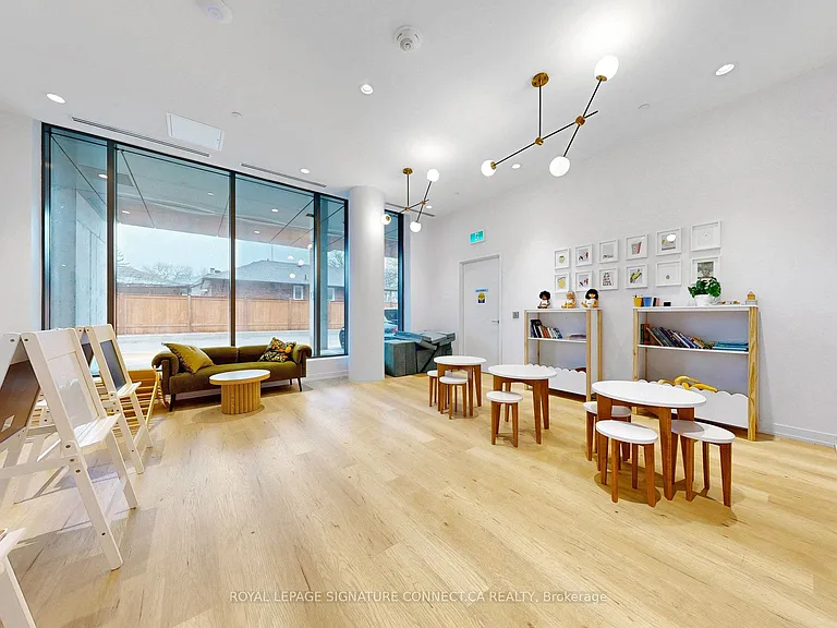6 Chartwell Rd #208 — Photo 19