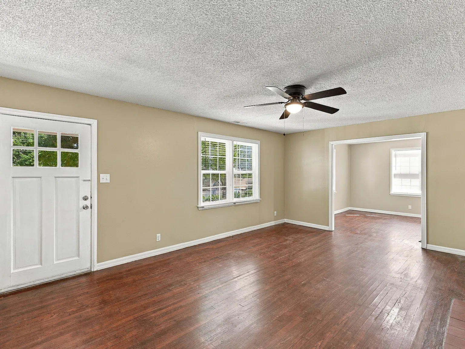 3 bed, 1452 sqft, $1,400 — Photo 3