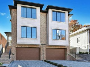 290 Tom Hunter Rd #A, Fort Lee, NJ 07024