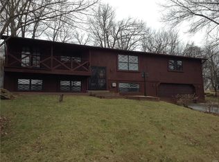 1940 Westbourne Way, Fenton, MO 63026