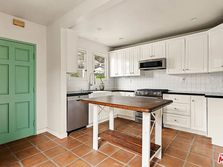 3717 Arbolada Rd — Photo 16