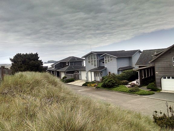 Ocean view to left