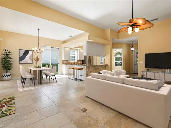 28847 Yellow Fin TRL, BONITA SPRINGS, FL 34135
