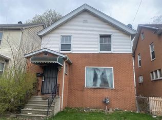 124 E Henry St, River Rouge, MI 48218