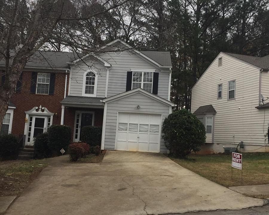 1st image of 3015 Regal Park Ct