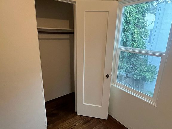 5th image of 1311 Sacramento St