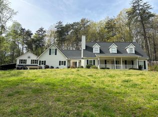 1650 Jackson Ct, Cumming, GA 30040