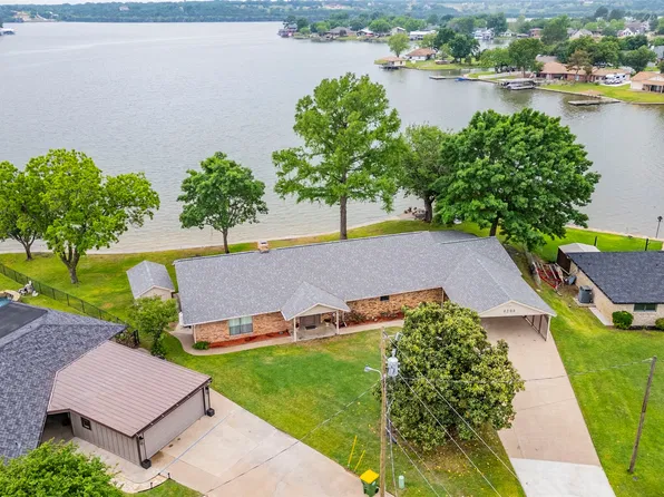 4208 Chaparral Ct, Granbury, TX 76049