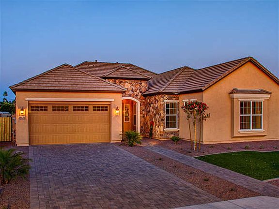 305 Exterior
