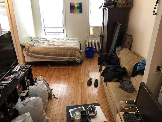 Rented by ZealEstate Group Inc | media 7