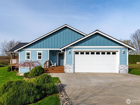 3rd image of 125 Ridgeview Street