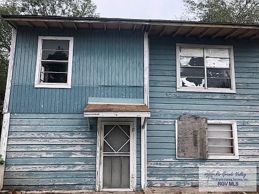 1st image of 2854 E 13th St