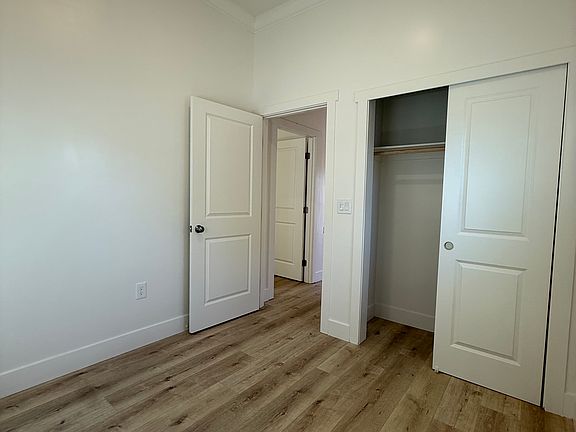 4th image of 2792 35th Ave