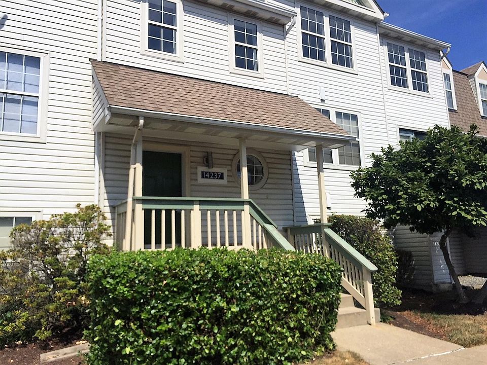 Welcome to Bridgeport, your new home awaits!