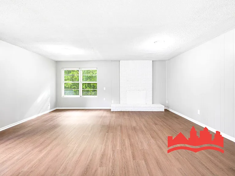 4921 Shayne Ln — Photo 11