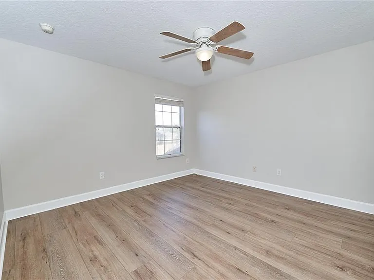 23903 Sardinia Dr — Photo 55