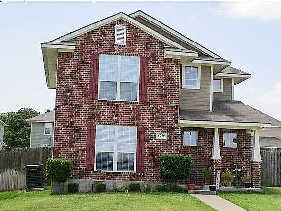 4049 Southern Trace Dr — Photo 1
