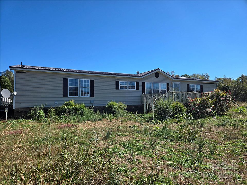 2nd image of 2404 Sojourn Rd