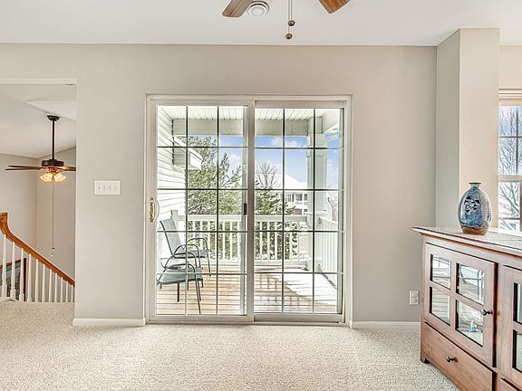 5th image of 4703 Poplar Creek Dr